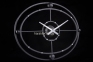 Часы Atom с покрытием из меди,  размером 86 x 63 x 13 см 0